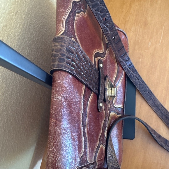 Limited Edition Brahmin croc embossed leather bag - Picture 11 of 16